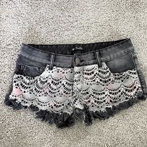 Truelife Gray Lace Women's Jean Shorts